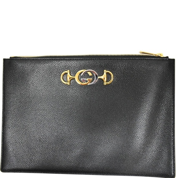 🆕💯% Auth GUCCI Zumi Grainy Leather Pouch Black